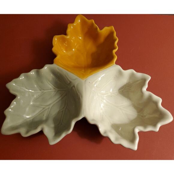 Autumn Leaf Divided Serving Dish 
Thanksgiving Snack Server - Picture 2 of 3